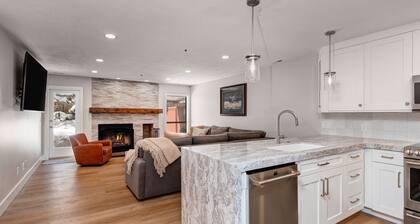 Silver Cliff Village 103 2 Bedroom Condo by RedAwning