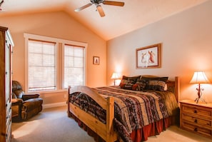 Appart'hôtel, 3 chambres | 3 chambres, fer et planche à repasser, Wi-Fi gratuit