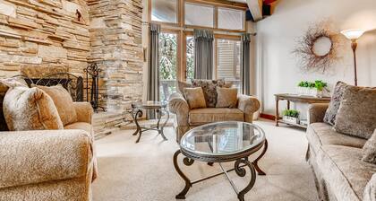 Powder Run C11 3 Bedroom Condo by RedAwning
