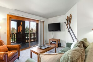 公寓客房, 2 間臥室 | 起居區