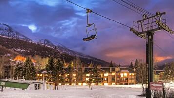 Condo, 3 Bedrooms | Bermain ski