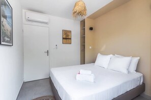 4 chambres, fer et planche à repasser, Wi-Fi gratuit, draps fournis