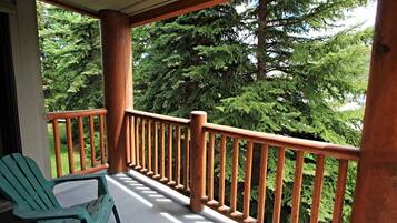 Apartment, 2 Schlafzimmer | Balkon