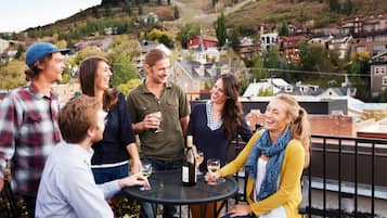 Condo, 1 Bedroom | Property grounds