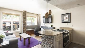 Condo, 1 Bedroom | Private kitchen | Fridge, coffee/tea maker, toaster