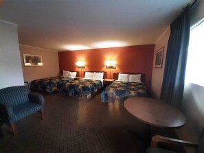 Comfort Triple Room | Free WiFi - Happy Stay Inn (Hannibal)