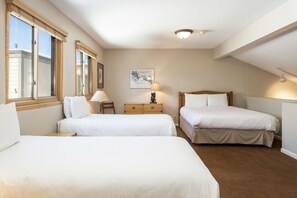 Condo, 2 Bedrooms | 2 bedrooms, iron/ironing board, free WiFi - Snow Flower 032 2 Bedroom Condo by RedAwning (Park City)