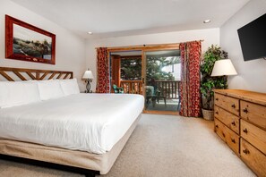 Condo, 3 Bedrooms