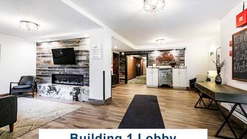 Condo, 2 habitaciones | Área de sala de estar