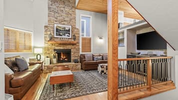 聯排別墅, 3 間臥室 | 起居區 | 智慧型電視