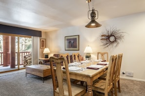 Apartamento, 2 habitaciones | Restauración