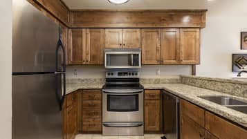 Condo, 2 Bedrooms | Private kitchen | Fridge, coffee/tea maker, toaster