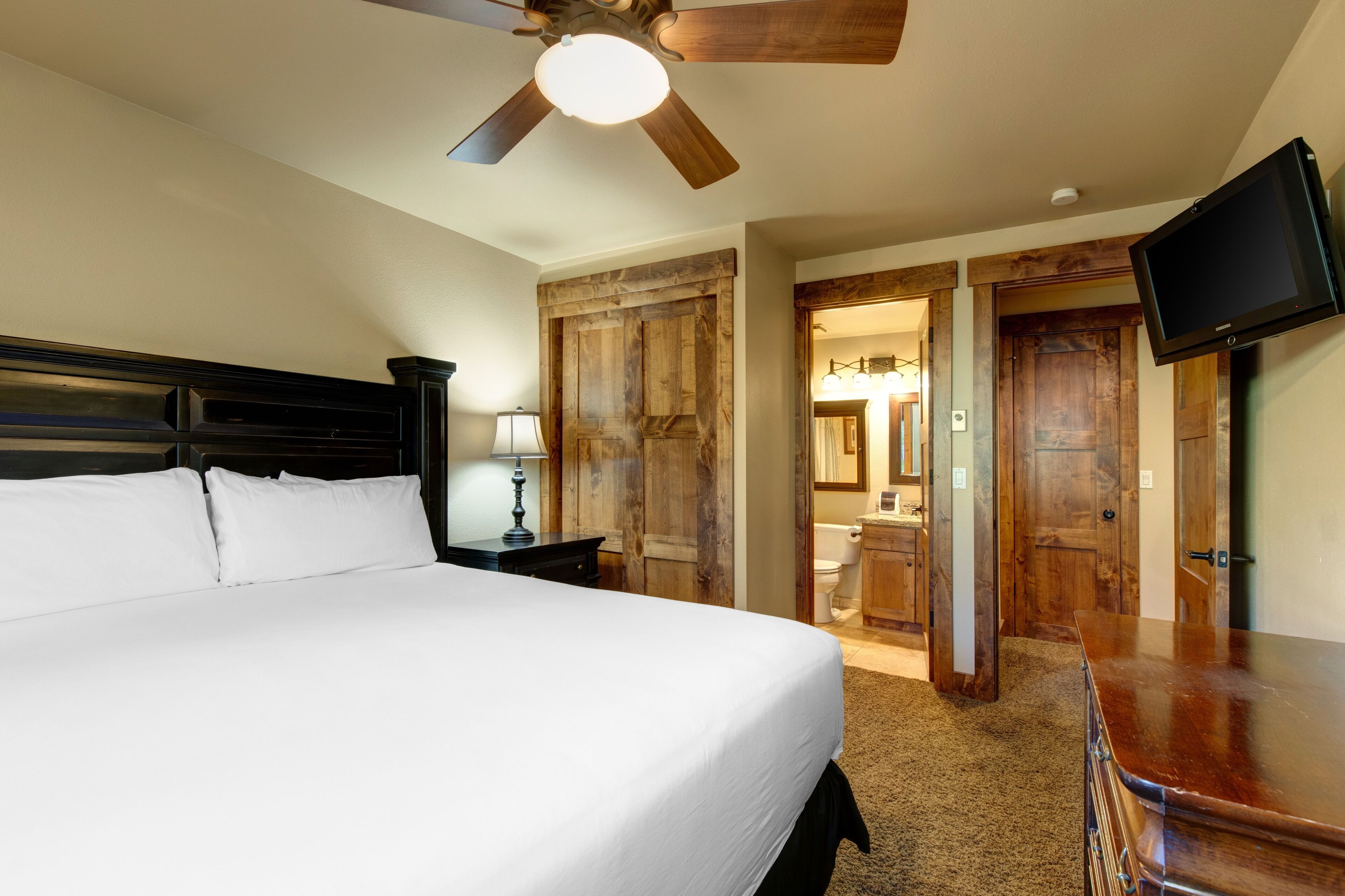 2 chambres, fer et planche à repasser, Wi-Fi gratuit