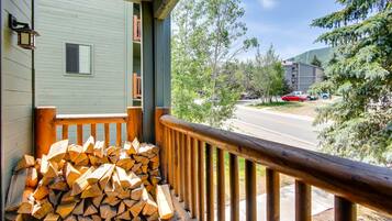 Condo, 1 Bedroom | Balcony