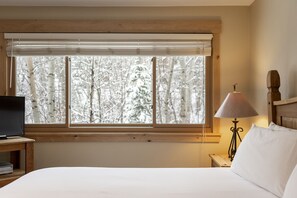 Condo, 2 Bedrooms | 2 bedrooms, iron/ironing board, free WiFi - Snow Flower 144 2 Bedroom Condo by RedAwning (Park City)