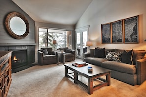 Appart'hôtel, 5 chambres | Coin séjour