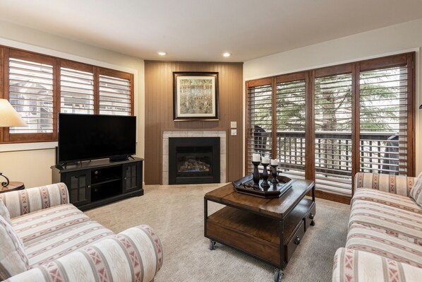 Condo, 2 habitaciones | Interior