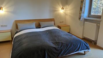 2 sovrum och sängkläder