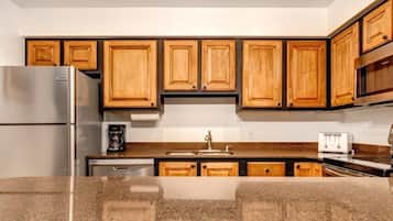 Condo, 2 Bedrooms | Private kitchen | Fridge, coffee/tea maker, toaster