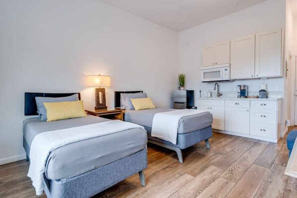 1 bedroom, iron/ironing board, travel cot, free WiFi