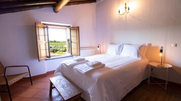 5 chambres, fer et planche Ă repasser, lit parapluie, Wi-Fi