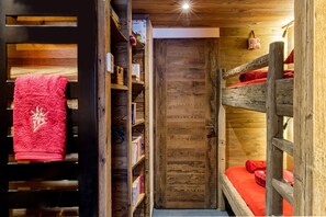 3 chambres, lit parapluie, Wi-Fi gratuit, draps fournis
