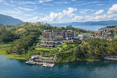 Marianna Resort & Convention Tuktuk Samosir