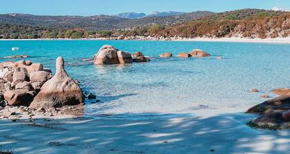 Bulles insolites avec vue mer Ă Porto-Vecchio, Ă 10 min de la plage !