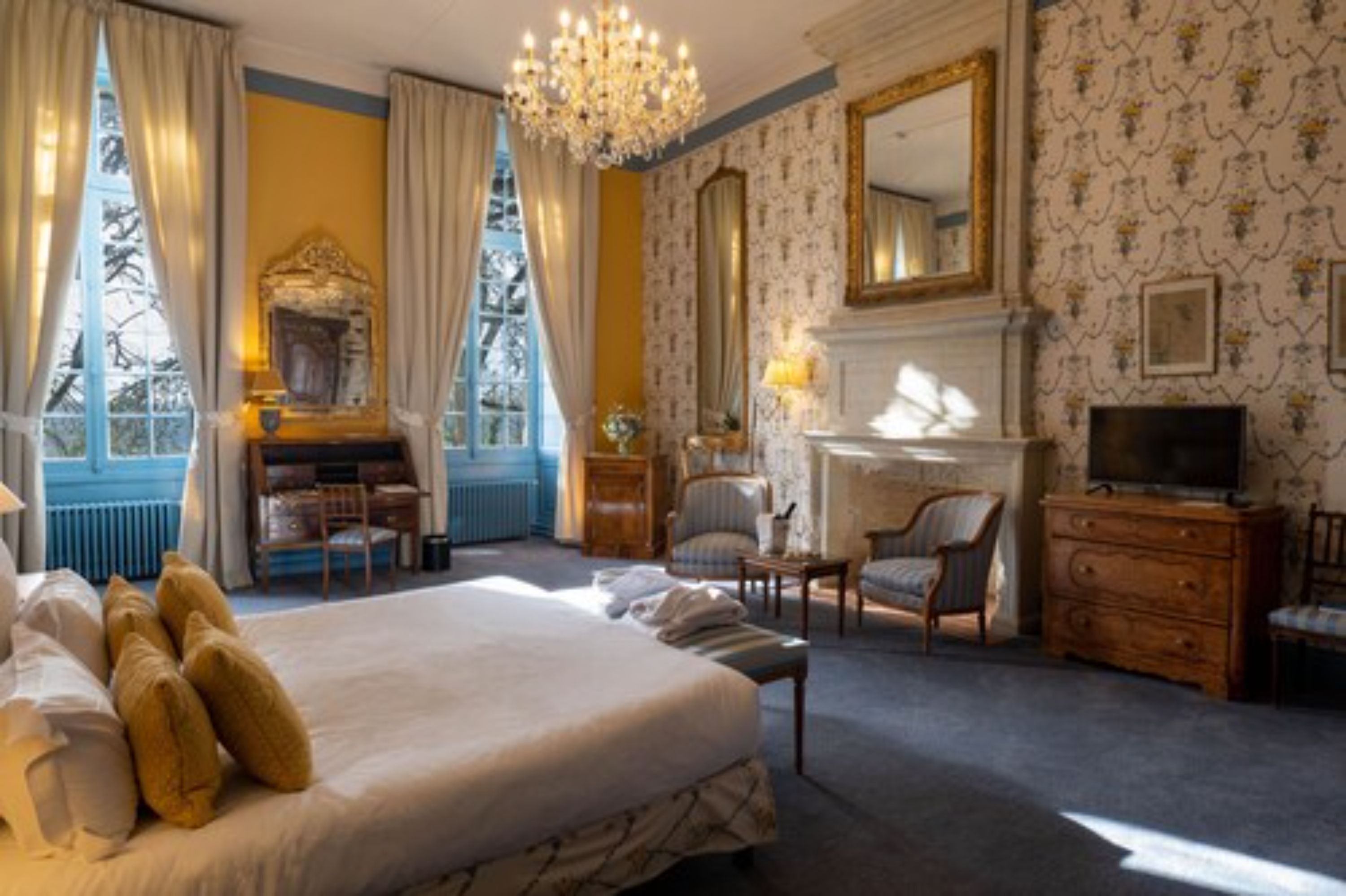 Premium bedding, minibar, in-room safe, individually decorated