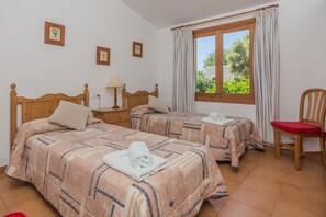 3 Schlafzimmer, Zimmersafe, Bügeleisen/Bügelbrett, kostenloses WLAN