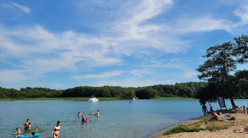Hunde und Kinder willkommen, 150m zum Badestrand, umzäuntes Grundstück, 