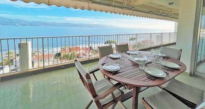 Spacious 4-room apartment with terrace, air conditioning and parking in Ajaccio