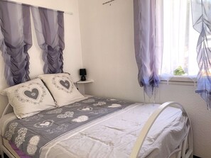 1 bedroom
