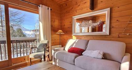 Gemütliches Chalet in Pistennähe, Balkon und WiFi