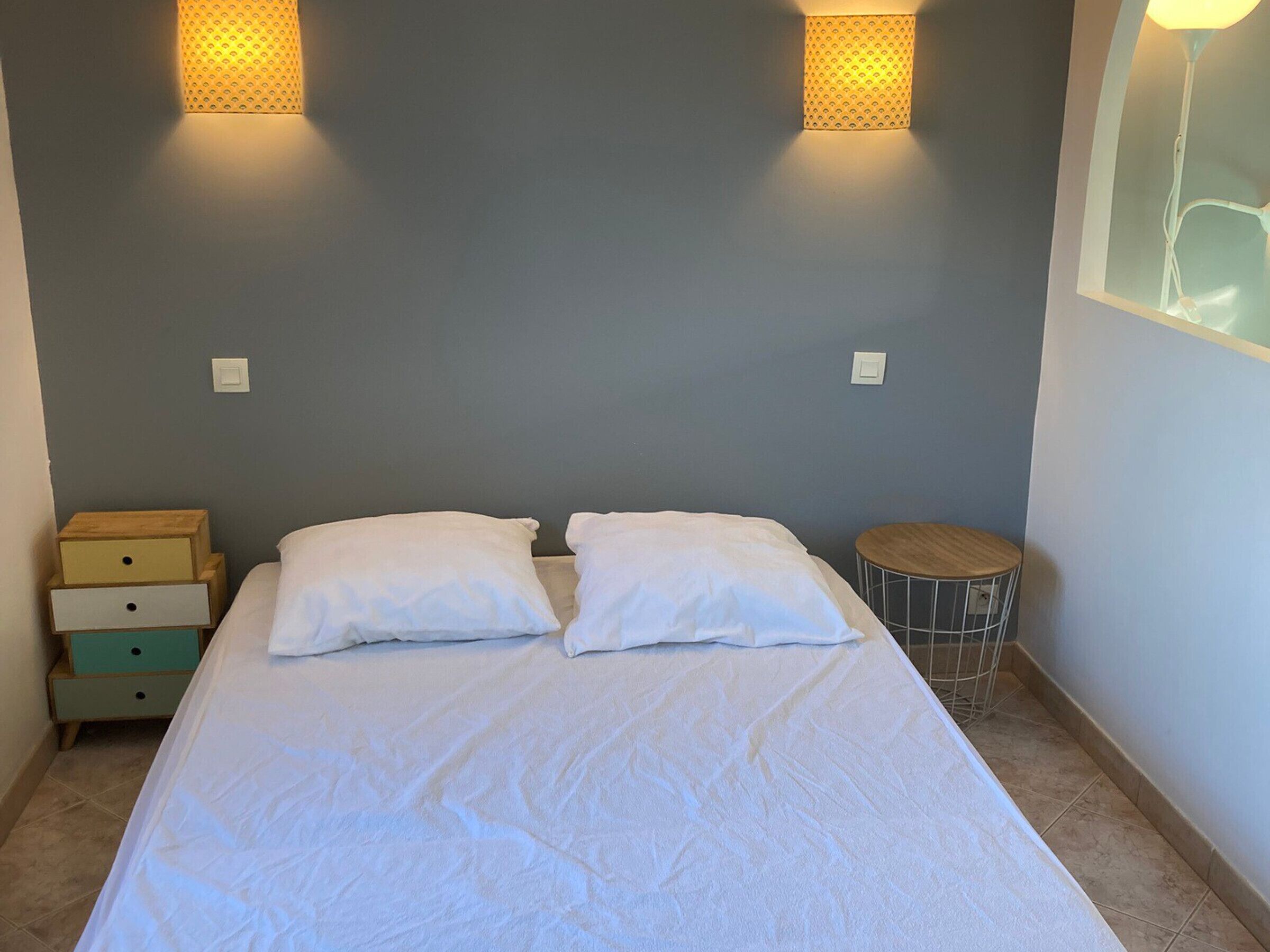 Charming Quiet House With Garden, Pets Allowed - Le Palais