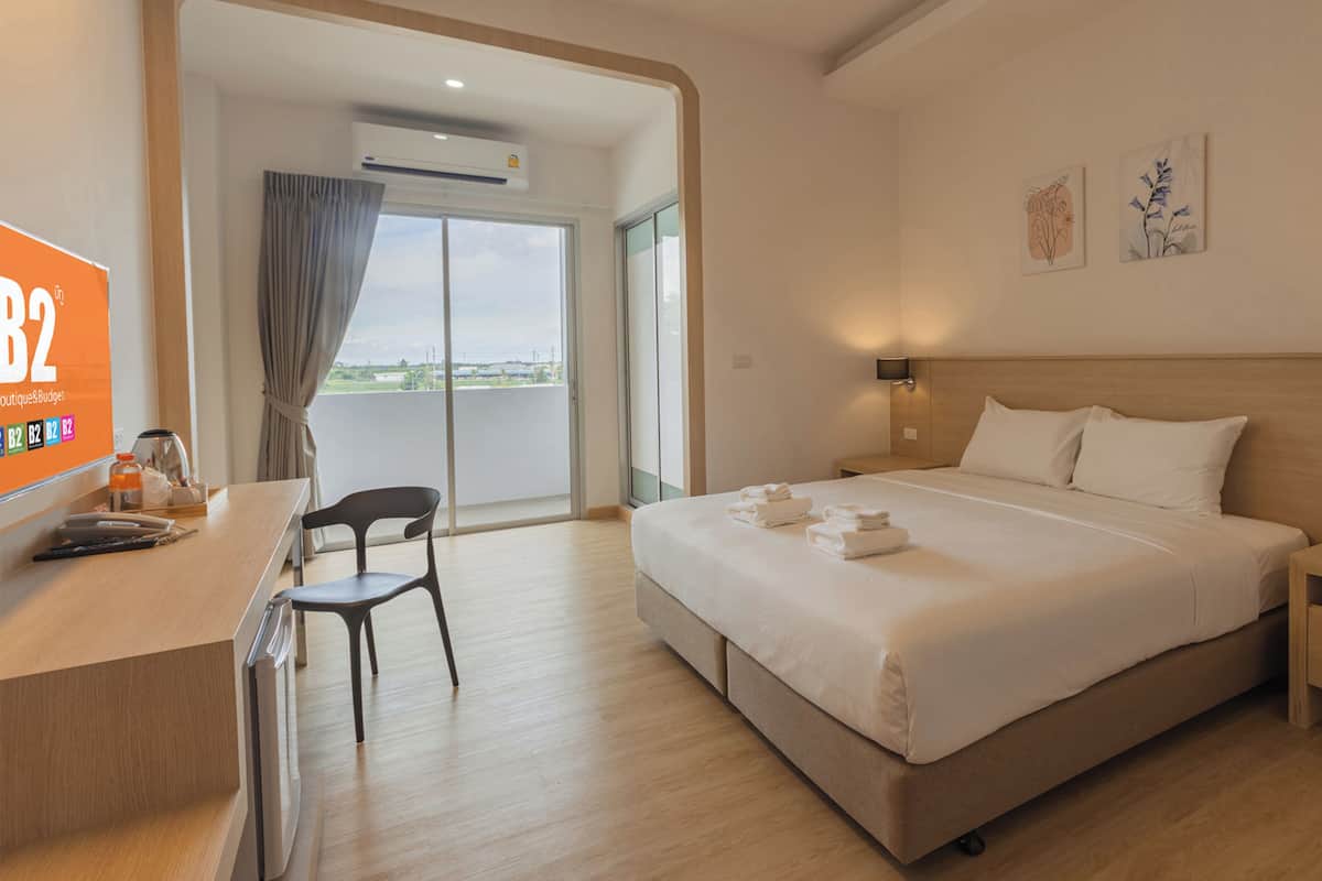 Deluxe Premier Room | Una scrivania, tende oscuranti, Wi-Fi gratuito, lenzuola