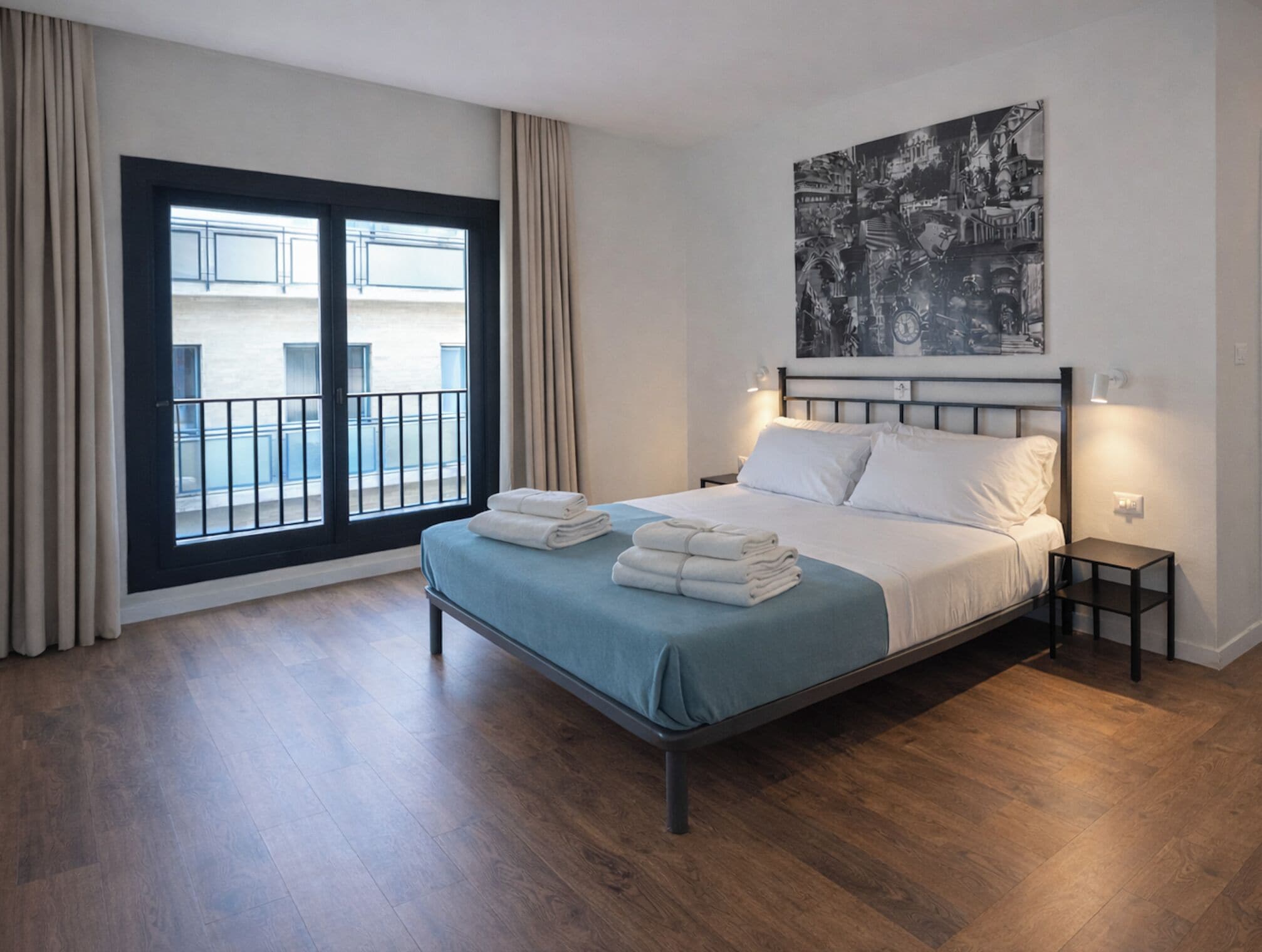 Doppia Economy | Una scrivania, postazione laptop, Wi-Fi gratuito, lenzuola