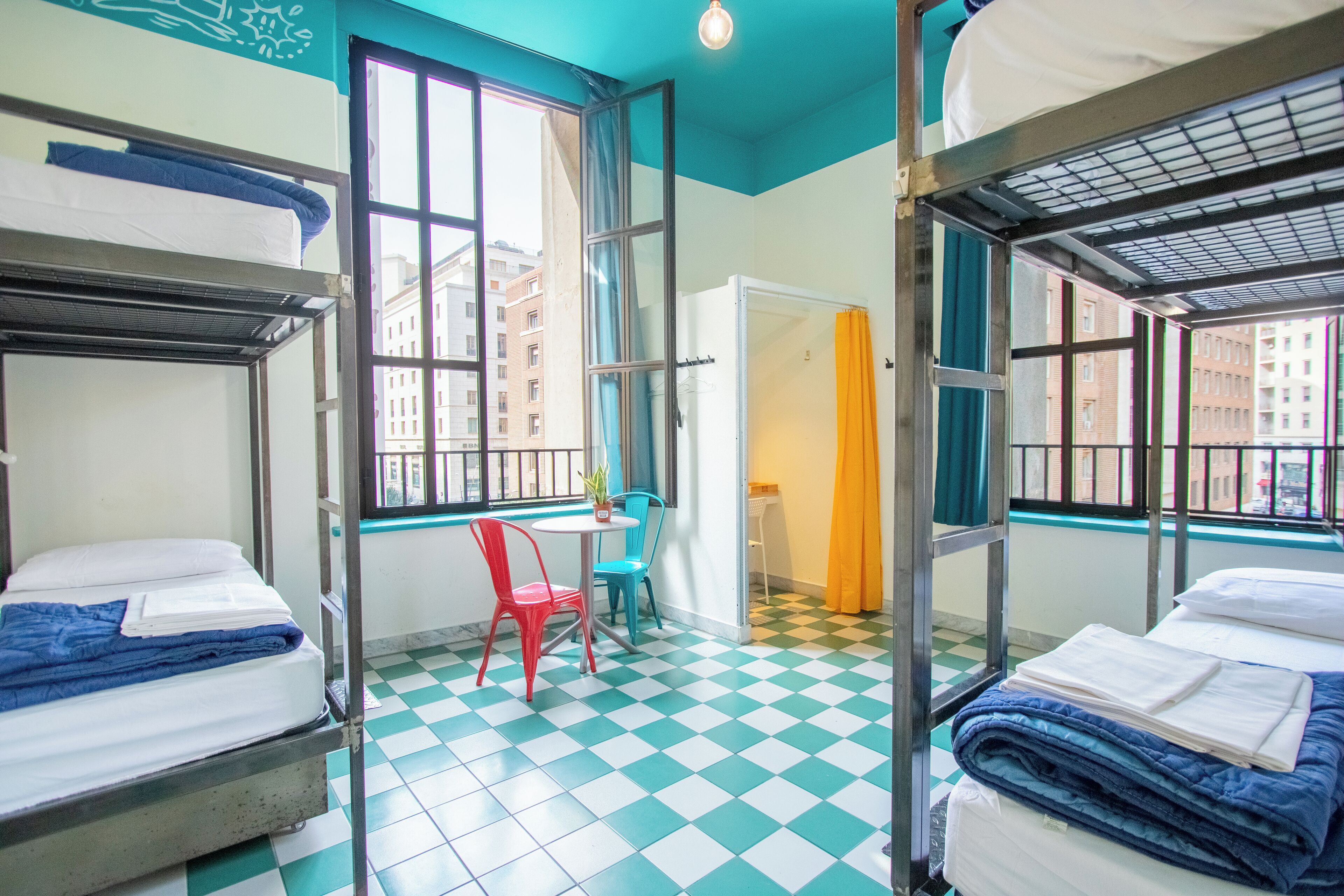 Desk, laptop workspace, free WiFi, bed sheets