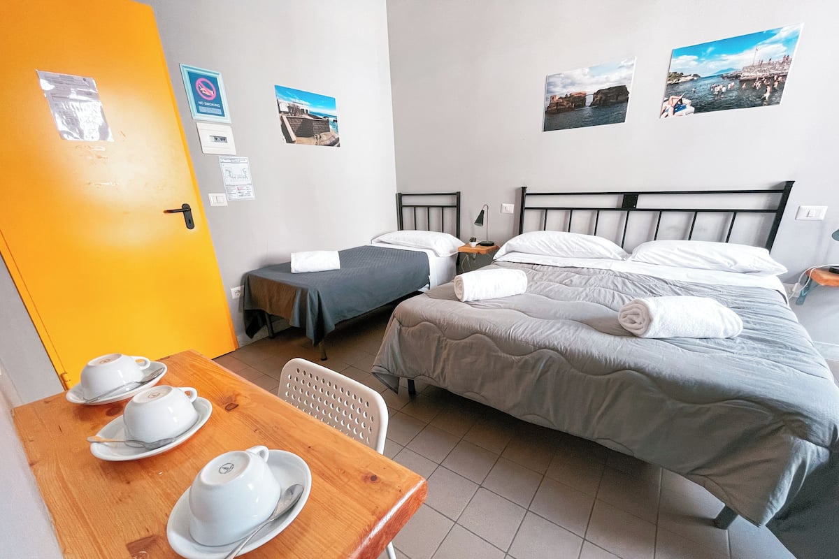 Triple Room | Free WiFi, bed sheets, wheelchair access