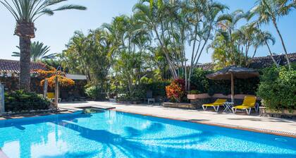 Banana Plantation Experience house with "Really Heated" Pool. Peaceful and relax