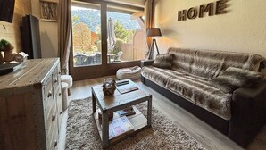 Unclassified image, 2 of 25, button - Cozy Ground Floor Apartment for 4 with Garden, Near Village Centre and Ski Slopes (Praz-sur-Arly)