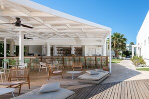 Food and drink - AFANDOU BAY SUITES HOTEL (Rhodes)