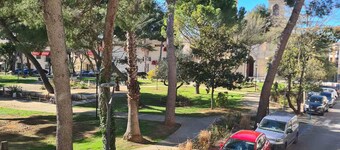 Cozy T2 with balcony, pets allowed, air conditioning