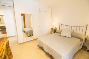 3 bedrooms, iron/ironing board, travel crib, free WiFi - Chez Margaux by North Properties Mallorca (Port de Pollença)