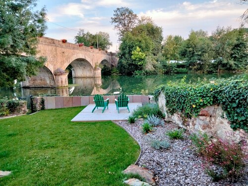 Family Retreat: Heated Pool, Garden, Near Zoo & Le Mans Circuit