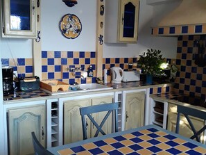 Fridge, microwave, oven, stovetop - 1-Bed + Bunk Terrace & Parking, 4 pers (Valras-Plage)