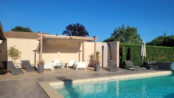 Piscine extérieure, piscine chauffée