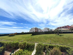 Property grounds - Spacious studio with pool, near the beach (Cap d'Agde)