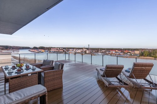 Spacious Apartment | Terrace, Parking, Spa & Pool