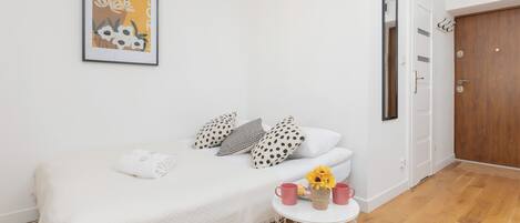 Bügeleisen/Bügelbrett, WLAN, Bettwäsche